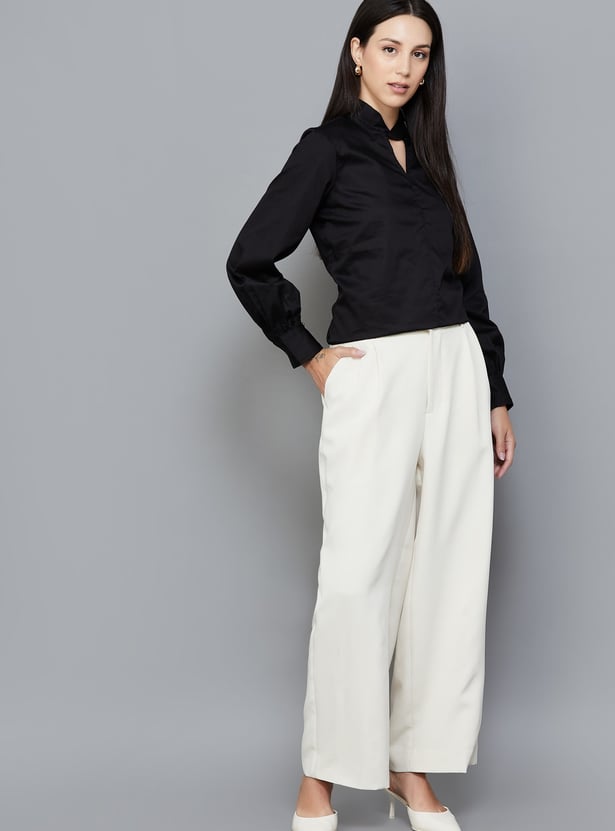 AND Solid Keyhole Neck Top