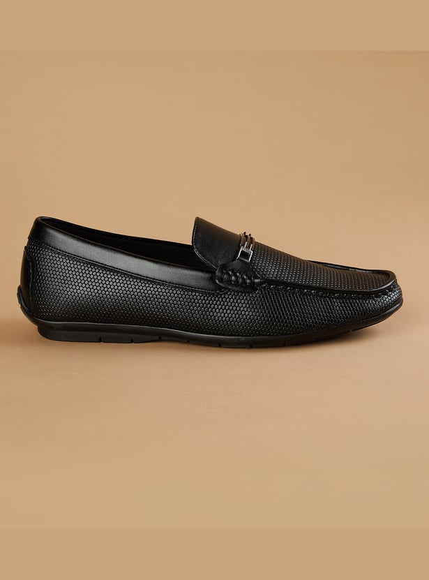 CODE Textured Loafers