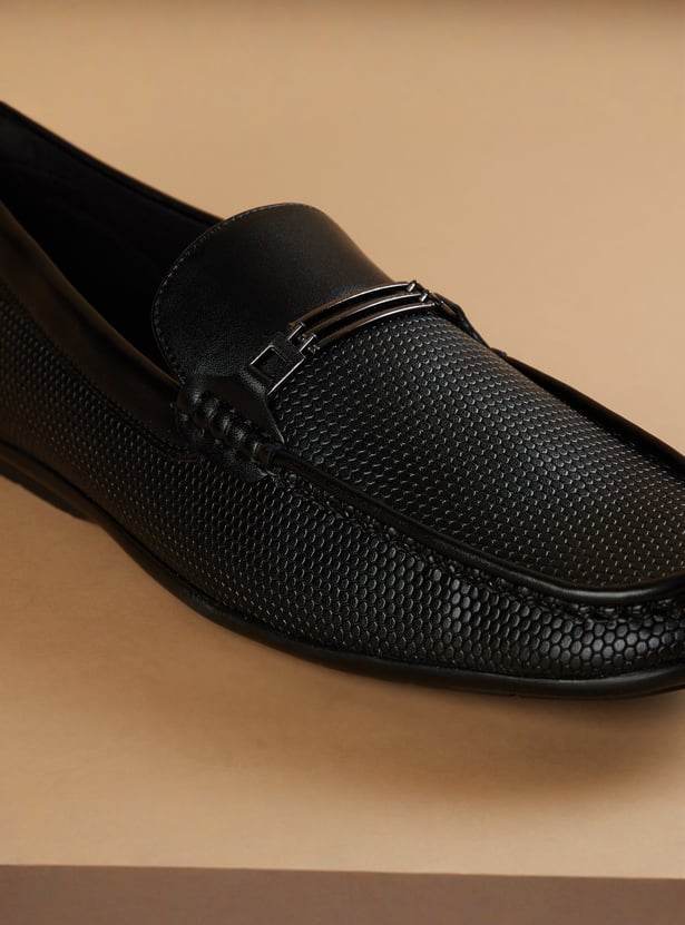 CODE Textured Loafers