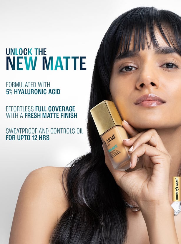 LAKME 9to5 Hya Matte Foundation + Hyaluronic Acid - Warm Natural - 25ml