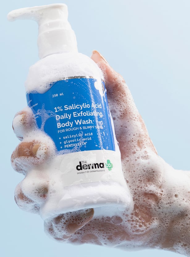 THE DERMA CO 1 Percent Salicylic Acid Daily Exfoliating Body Wash - 250ml