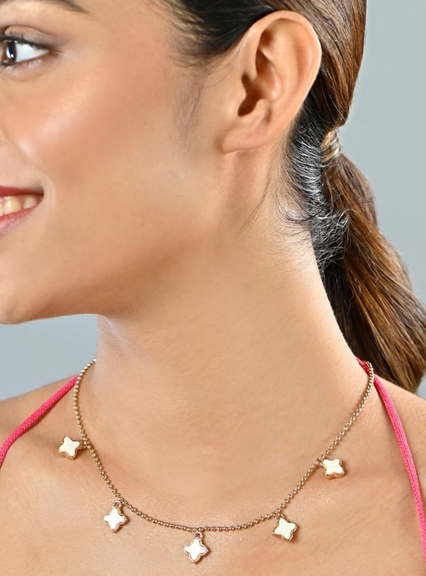 TONIQ Clover Charm Necklace