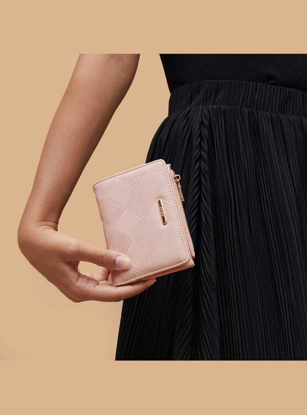 GINGER Textured Bi-Fold Wallet