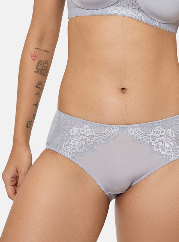 TRIUMPH Lace Hipster Panty