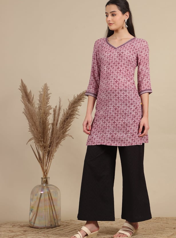 AURELIA Printed Straight Kurti