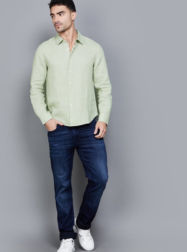 LEVI'S Solid Slim Fit Shirt