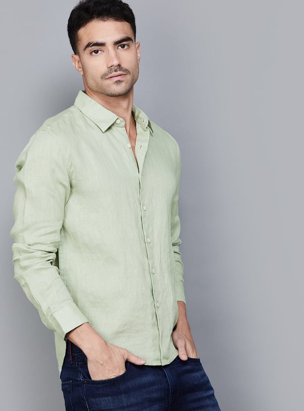LEVI'S Solid Slim Fit Shirt