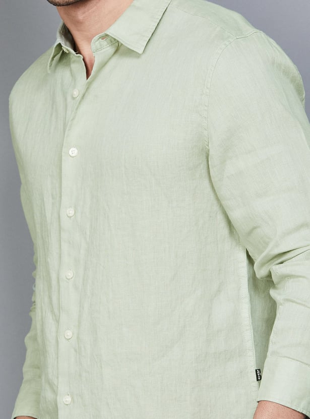 LEVI'S Solid Slim Fit Shirt