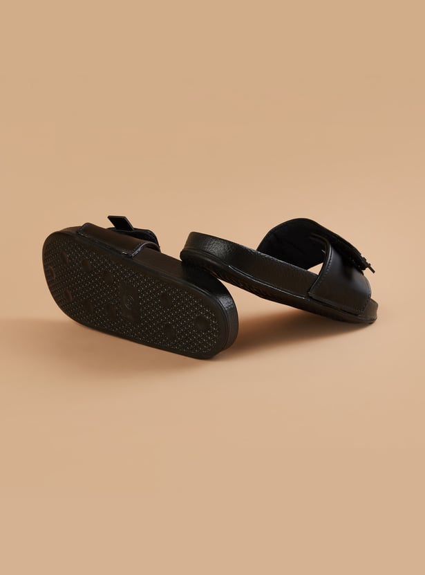 FAME FOREVER Boys Printed Sliders with Velcro