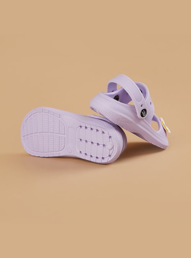 FAME FOREVER Girls Jibbitz Sandal Clogs