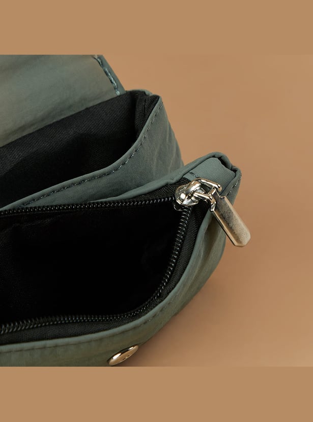 FAME FOREVER Textured Mini Flap Wallet