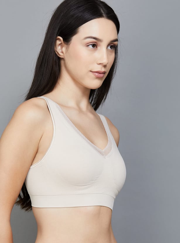 ENAMOR Solid Padded Non-Wired T-shirt Bra