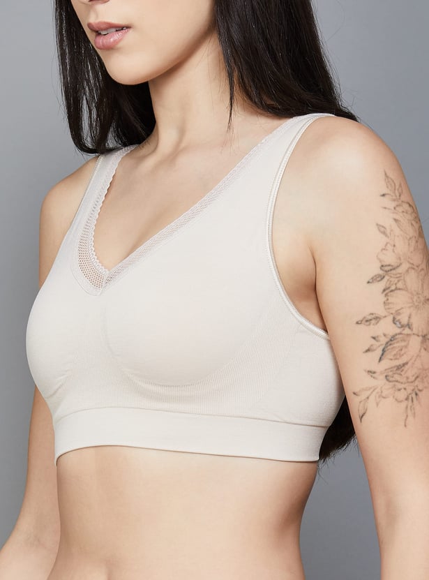 ENAMOR Solid Padded Non-Wired T-shirt Bra