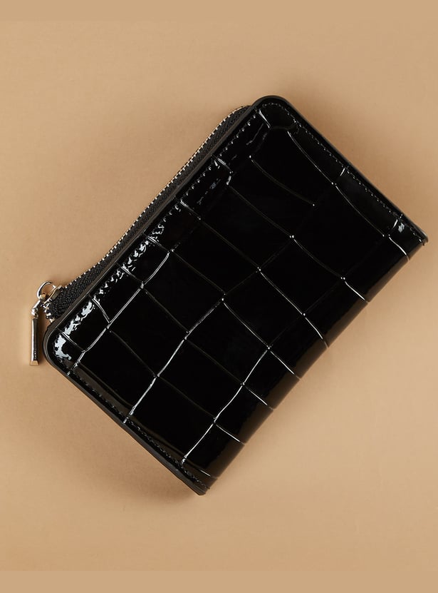 FAME FOREVER Embossed Bi-Fold Wallet