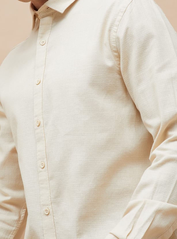 CODE UNWIND Solid Regular Fit Shirt