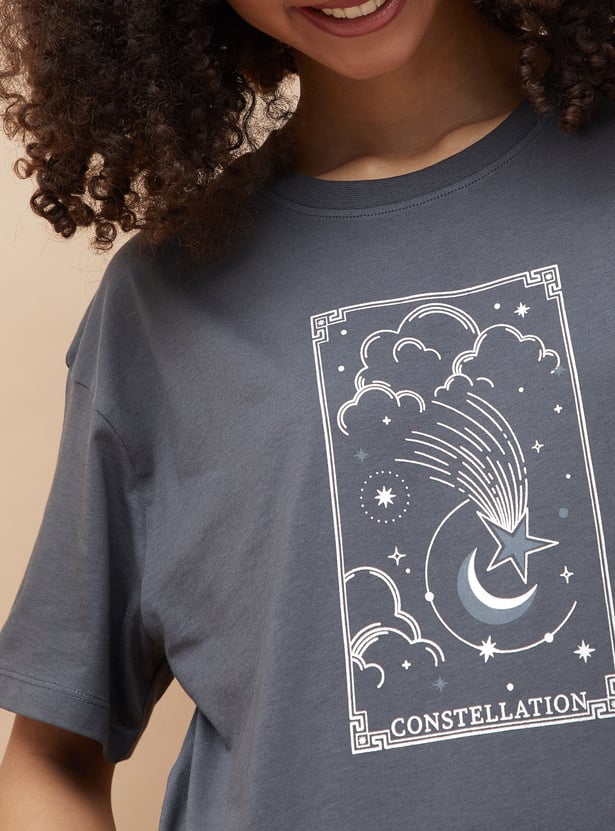 FAME FOREVER Celestial Print T-shirt