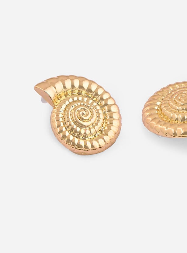 TONIQ Textured Studs