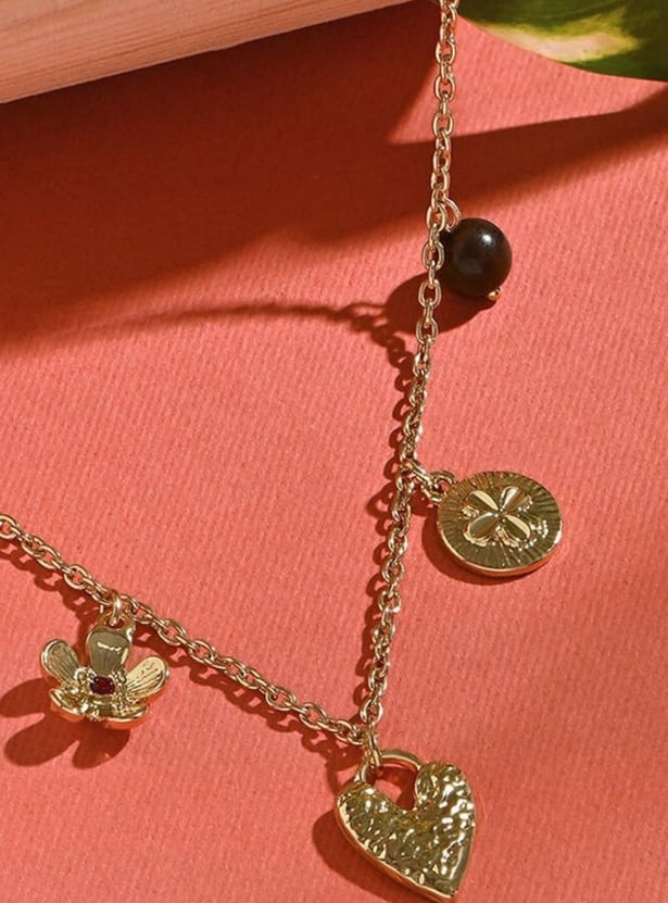 TONIQ Heart Charms Necklace