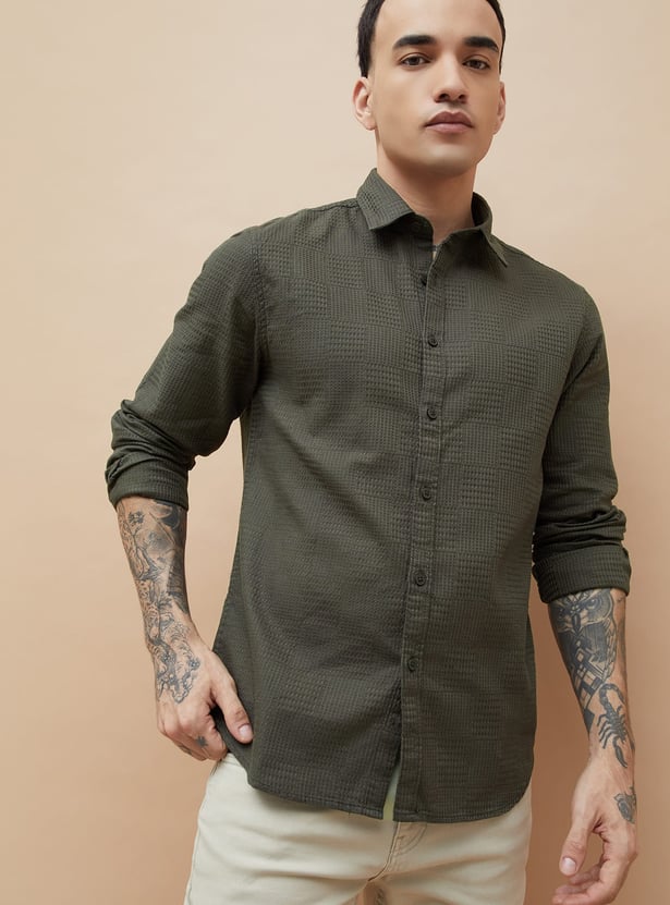 DENIMIZE Textured Regular Fit Shirt