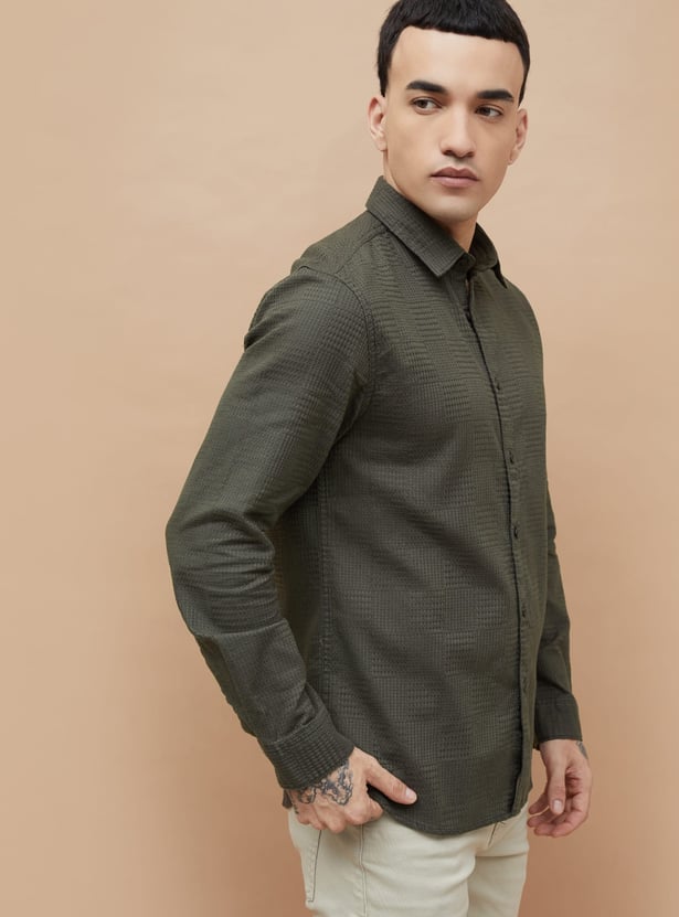 DENIMIZE Textured Regular Fit Shirt