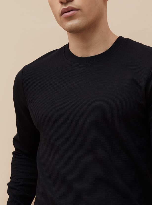 FAME FOREVER Textured Regular Fit T-shirt