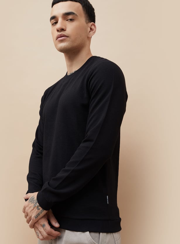 FAME FOREVER Textured Regular Fit T-shirt