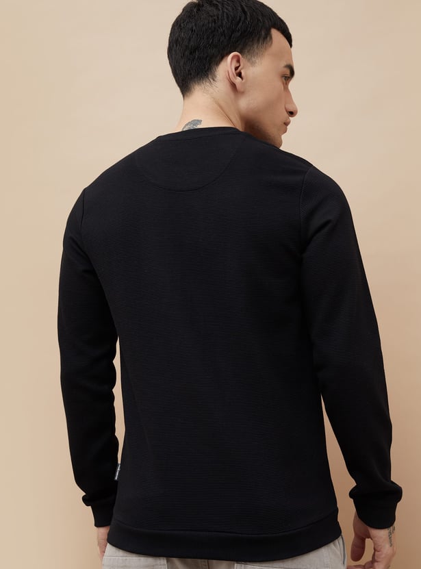 FAME FOREVER Textured Regular Fit T-shirt