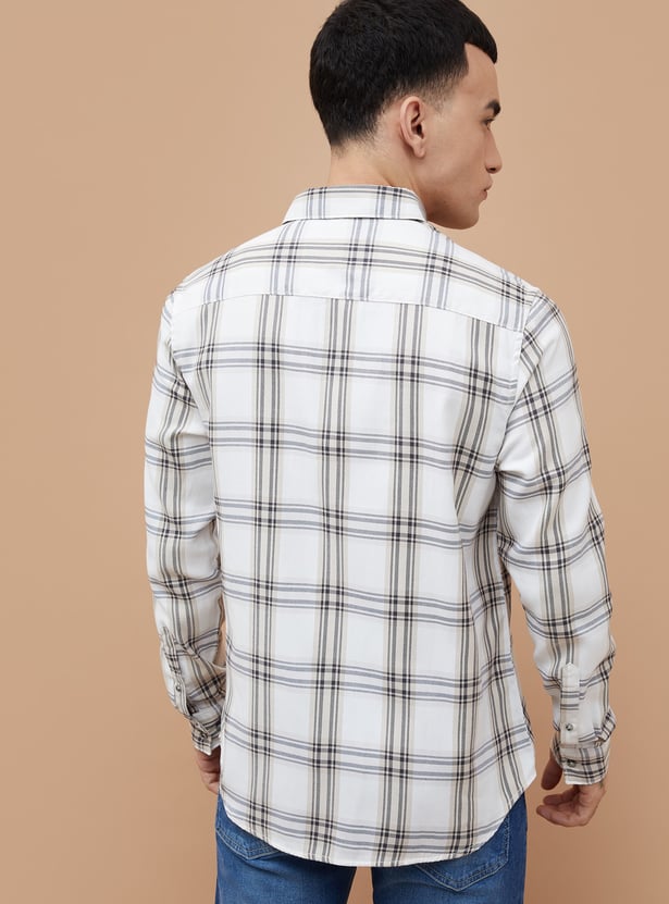 FAME FOREVER Checked Smart Fit Shirt