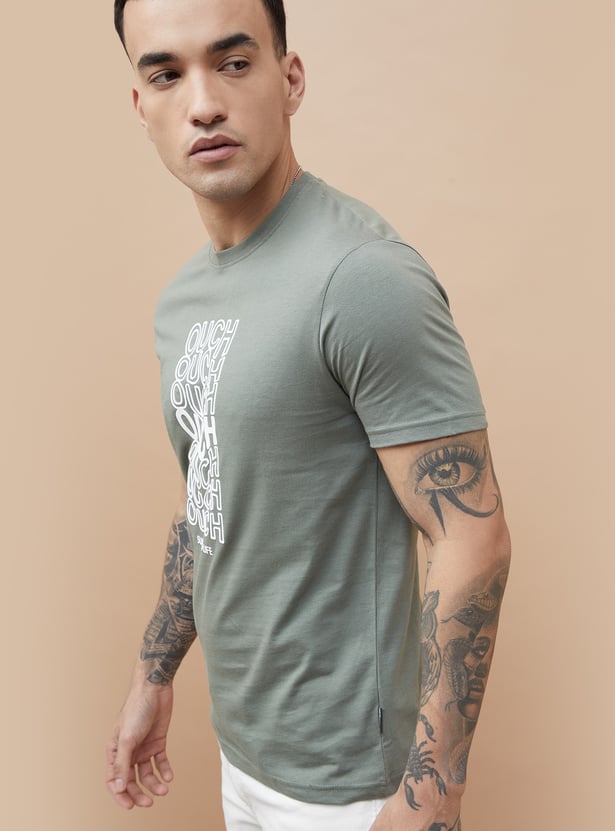 FAME FOREVER Typographic Print Regular Fit T-shirt