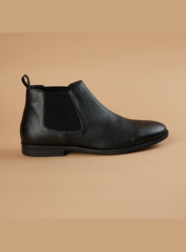 CODE Textured Chelsea Boots