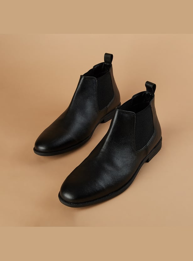 CODE Textured Chelsea Boots