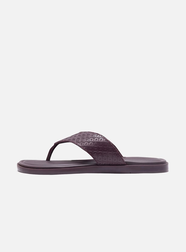 RARE RABBIT Starry Embossed Flip-Flops