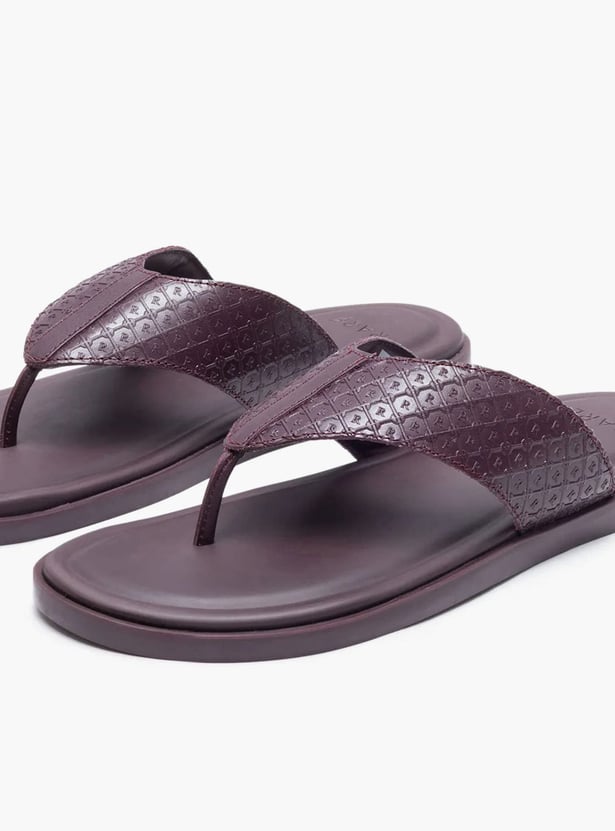 RARE RABBIT Starry Embossed Flip-Flops