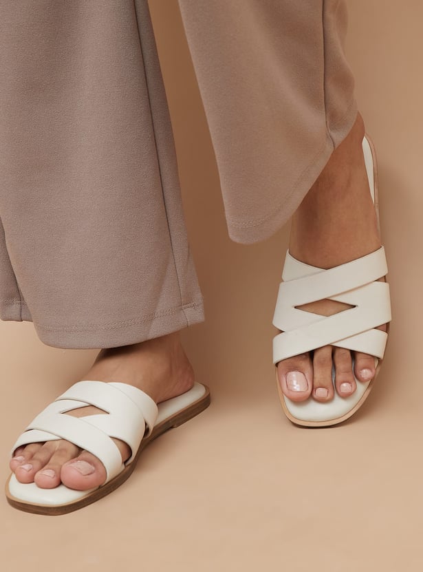 CODE Solid Flats