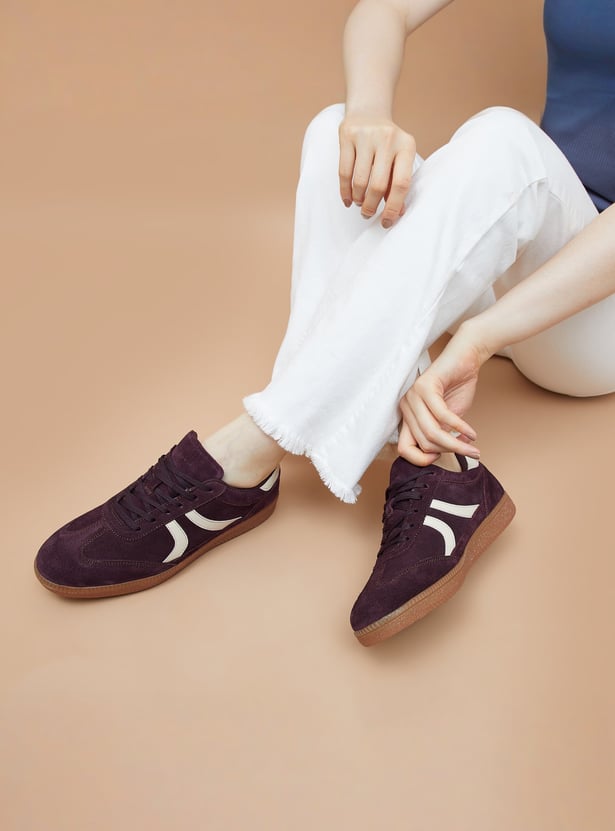 GINGER Side Striped Sneakers