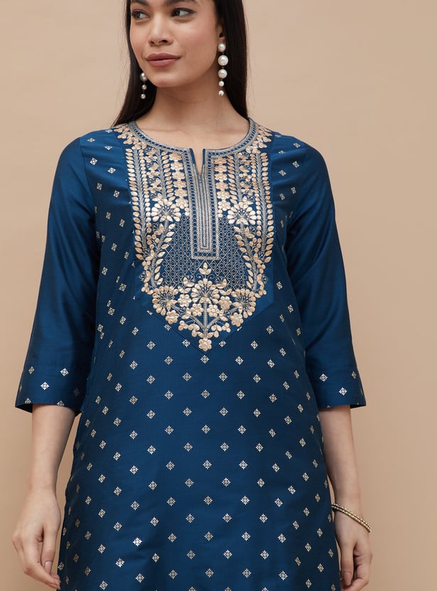 MELANGE Embroidered Yoke Straight Kurta