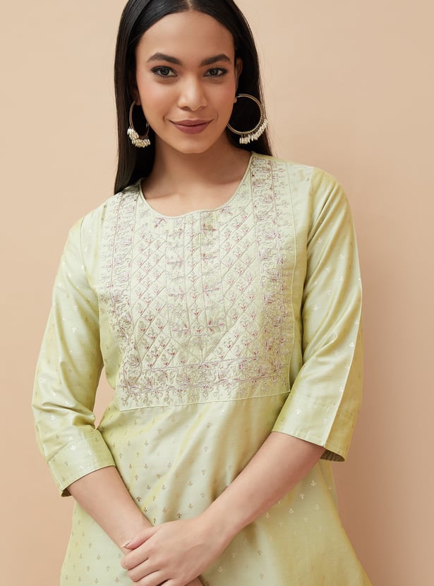 MELANGE Embroidered Straight Kurta