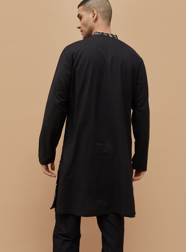 MELANGE Embroidered Straight Kurta