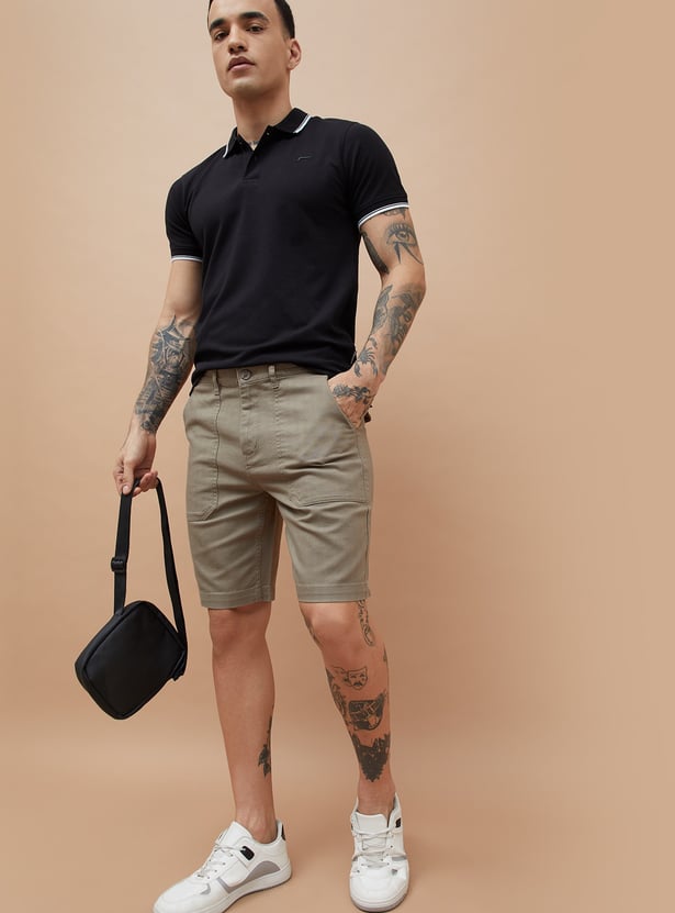 FAME FOREVER Textured Regular Fit Shorts