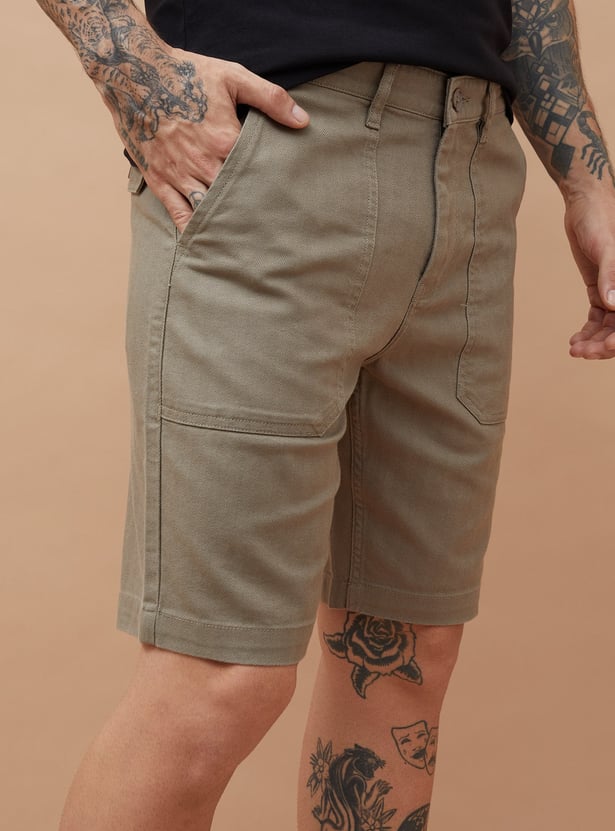 FAME FOREVER Textured Regular Fit Shorts