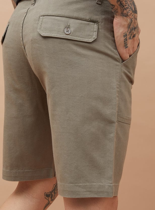 FAME FOREVER Textured Regular Fit Shorts