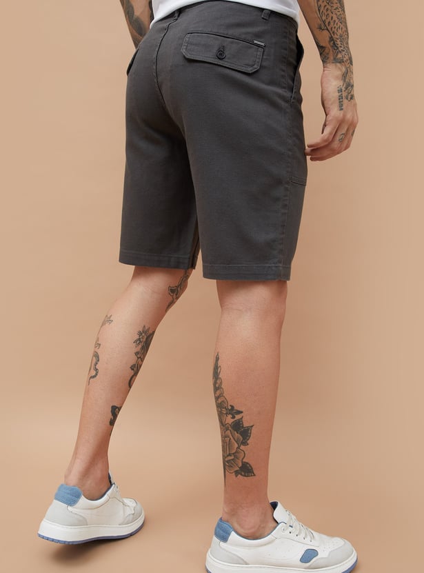 FAME FOREVER Textured Regular Fit Shorts