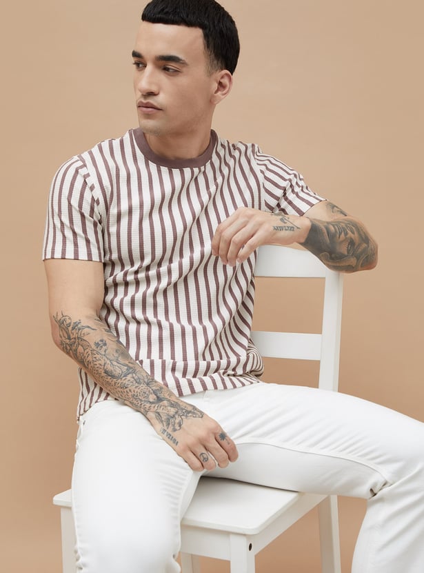 FAME FOREVER Striped Crew Neck T-shirt