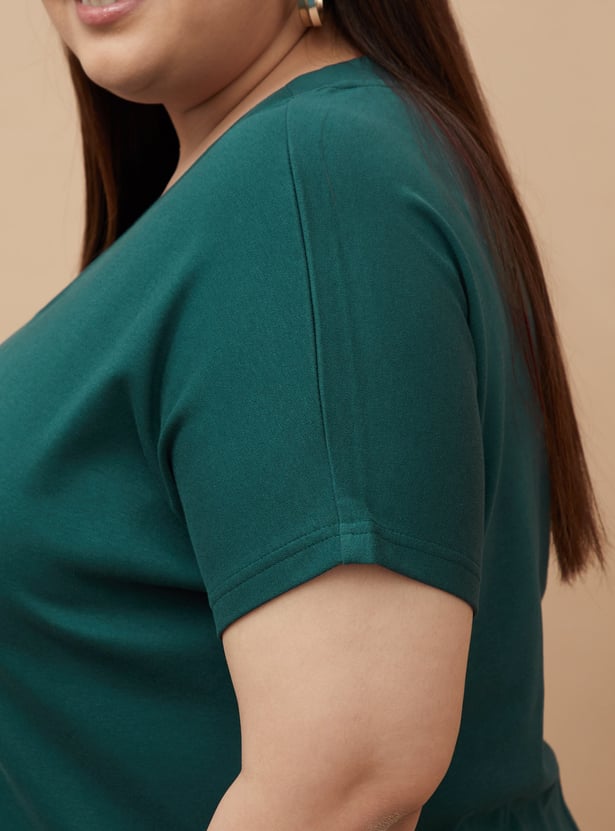 NEXUS Solid V-neck T-shirt