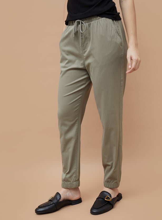 FAME FOREVER Solid Slim Fit Joggers