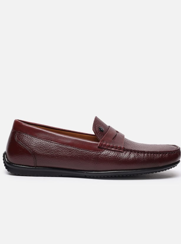 LOUIS PHILIPPE Textured Loafers