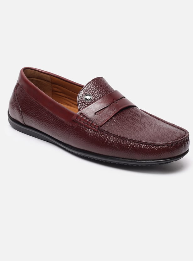 LOUIS PHILIPPE Textured Loafers