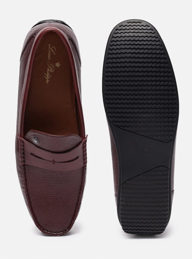 LOUIS PHILIPPE Textured Loafers