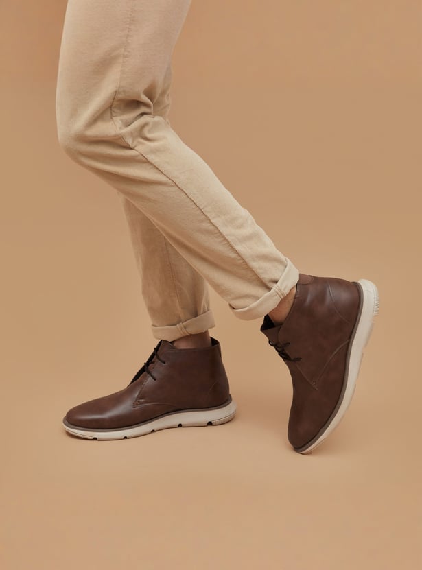 CODE Solid Chukka Boots