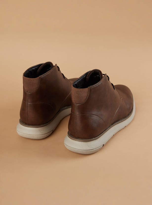 CODE Solid Chukka Boots